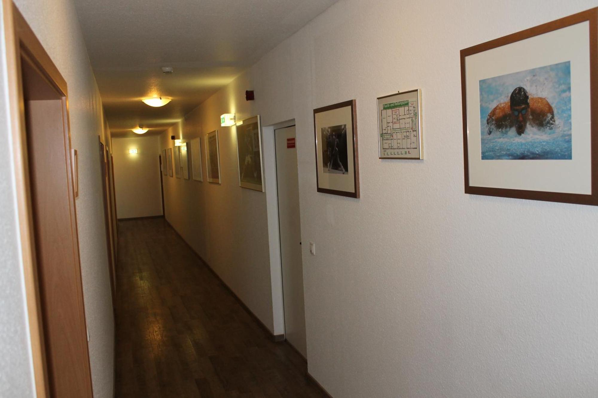 Toto'S Gasthaus Hattingen Exterior photo